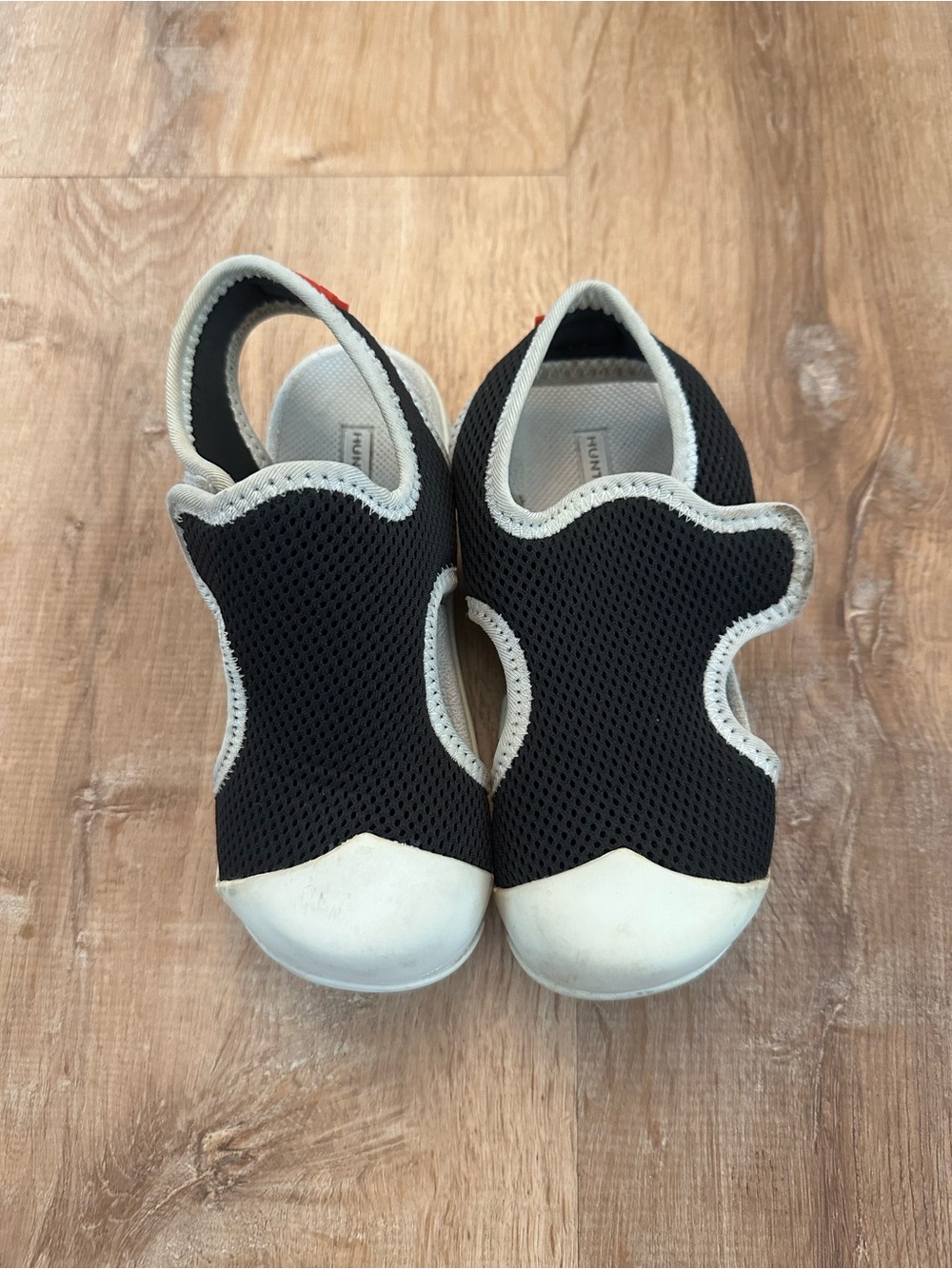 Hunter Kids Black and White Mesh Sandals